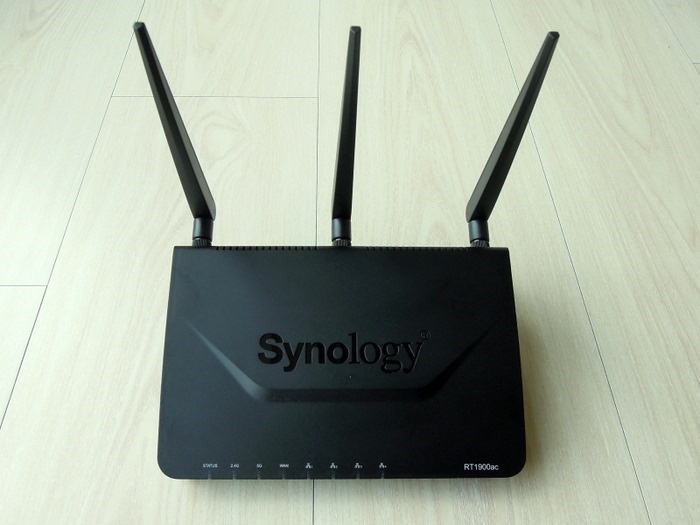 [開箱]Synology RT1900ac 路由器 雙頻極速無線分享器 (支援NAS基本功能)